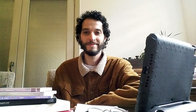 Editora Voo - Entrevista com Thiago de Castro, autor do novo livro infantil da Voo, 